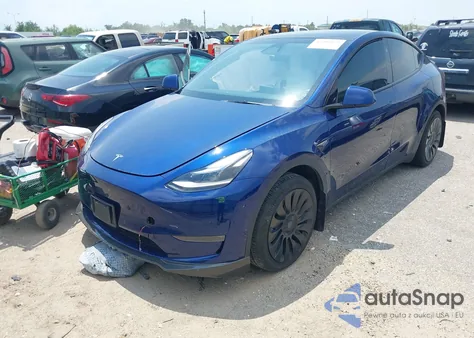 2023 Tesla Model Y Awd/Long Range Dual Motor All-Wheel Drive z USA, uszkodzony, nr VIN 7SAYGDEE7PA162360
